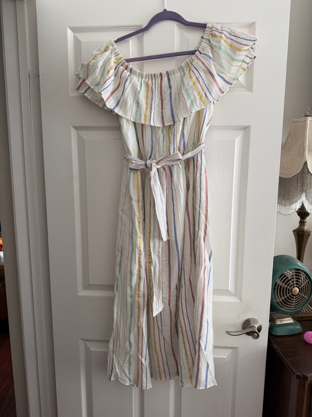 GAP White elastic Waist Off-Shoulder or on shoulder dress